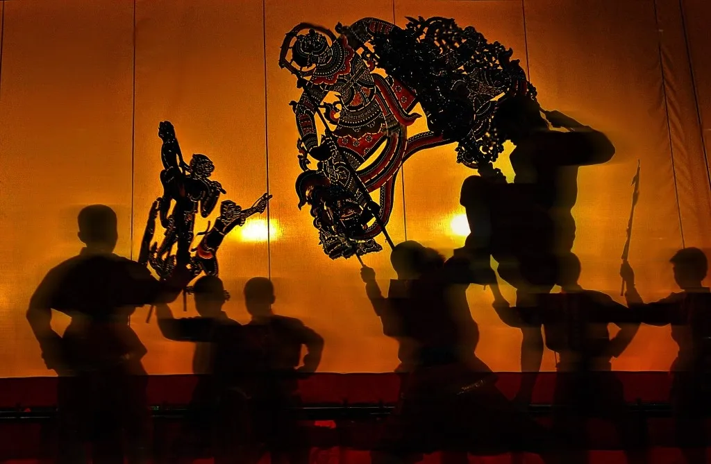 SHADOW MUSIC OF THAILAND 326 Thai Shadow Play Stock Photos, High