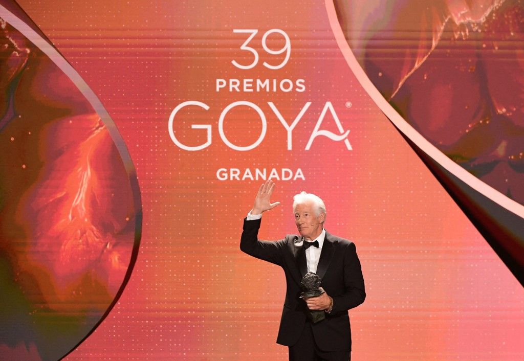 richard-gere-calls-trump-a-bully-at-spain-s-top-film-awards