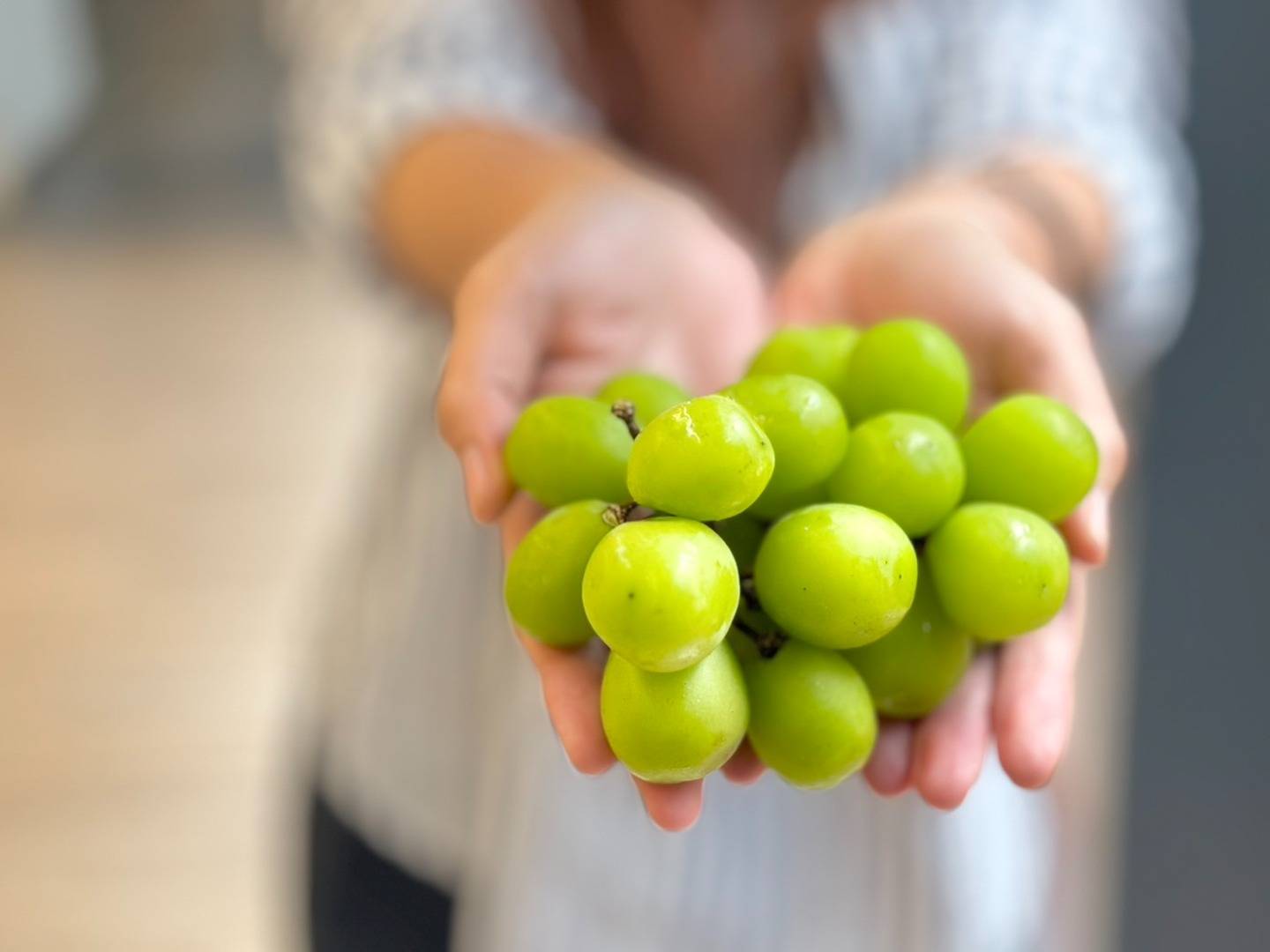 Chinese-grown Shine Muscat grapes contaminated with dangerous chemicals
