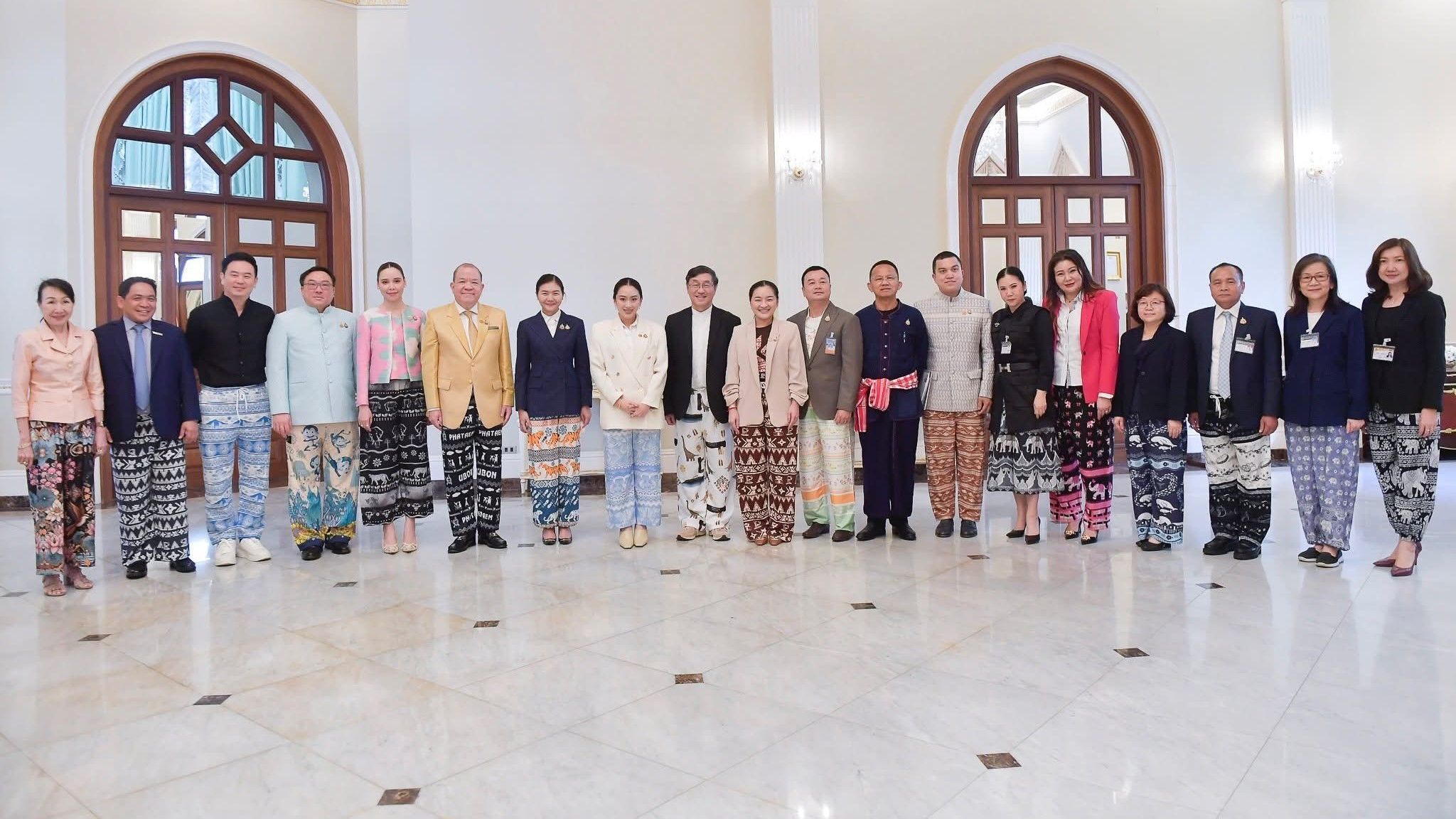 PM's fashion statement for Songkran: 'Elephant pants'