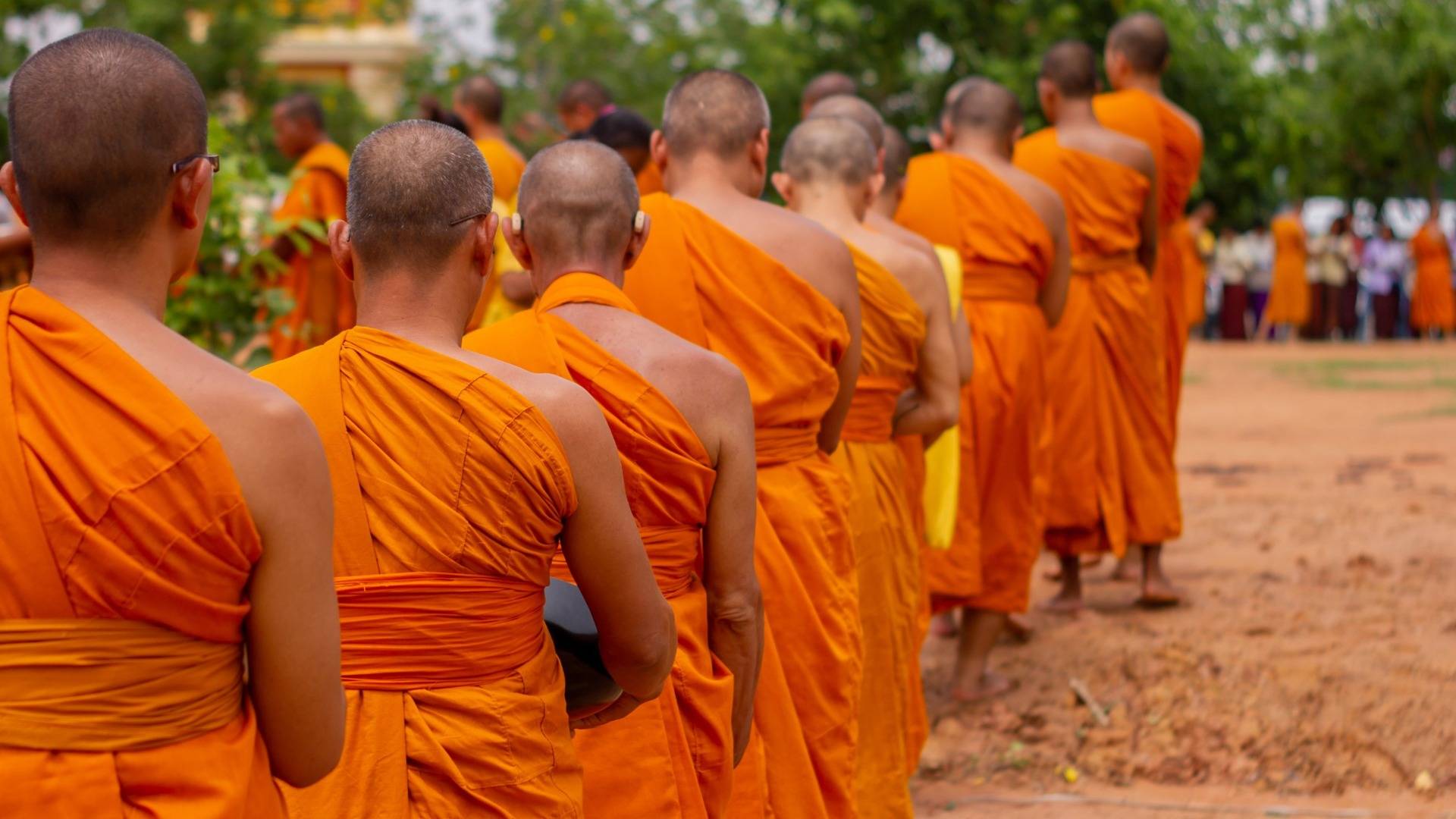 HM the King revokes royal command appointing 81 senior monks